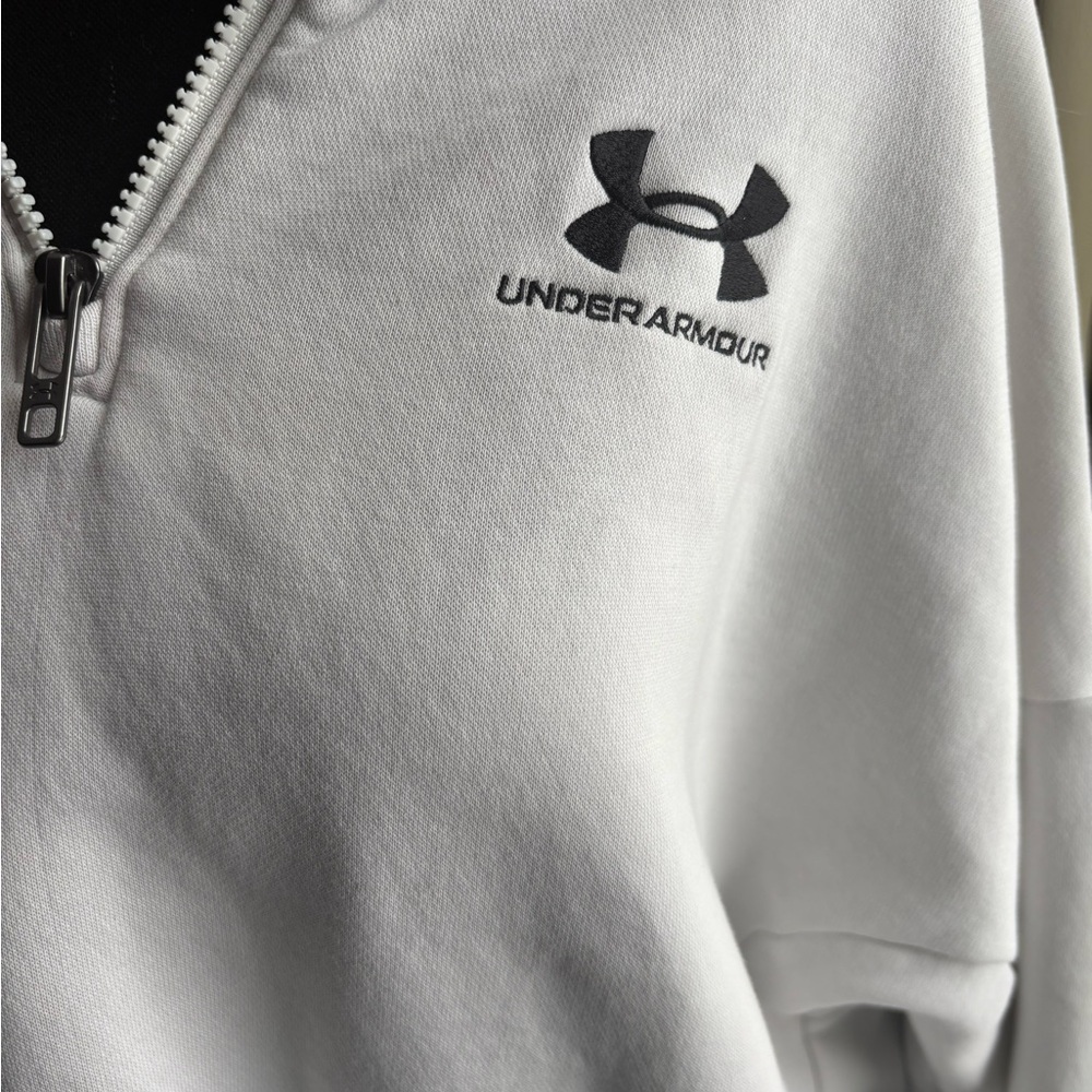 Under Armour off white Pullover - Picture 5 of 6